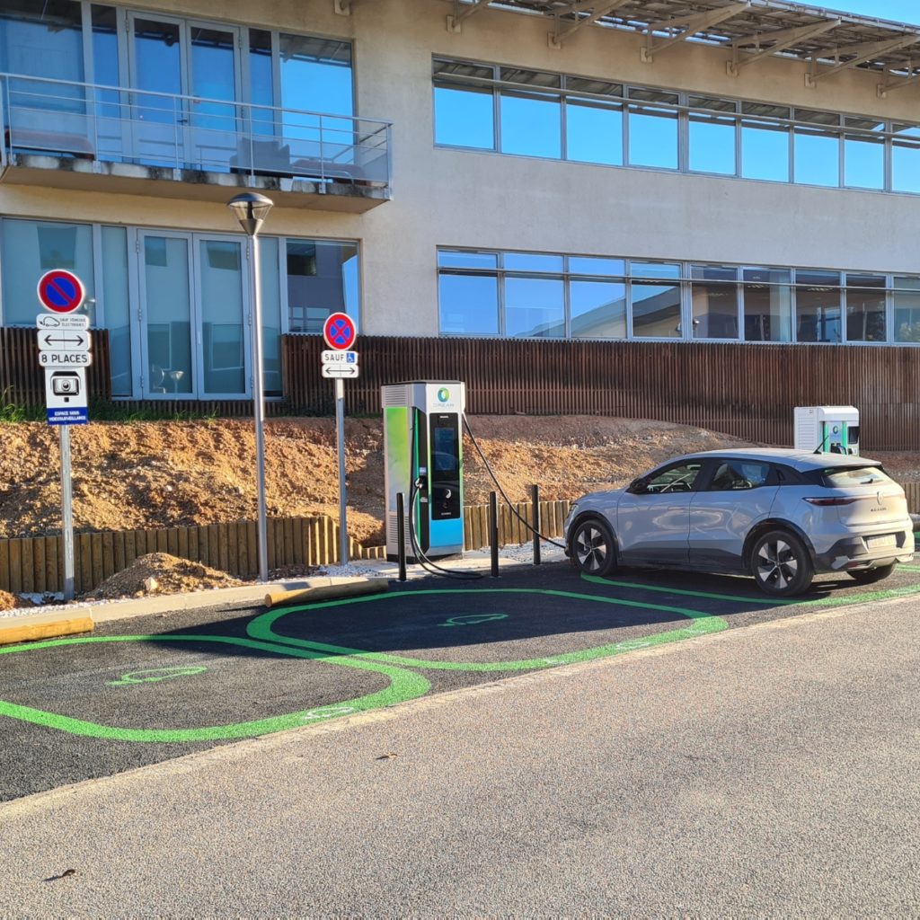 Banque des territoires and Dream Energy invest €75m in ultra-fast recharging